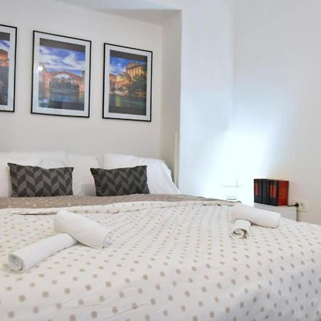 Apartments Valentina - Free Parking Mostar Habitación foto